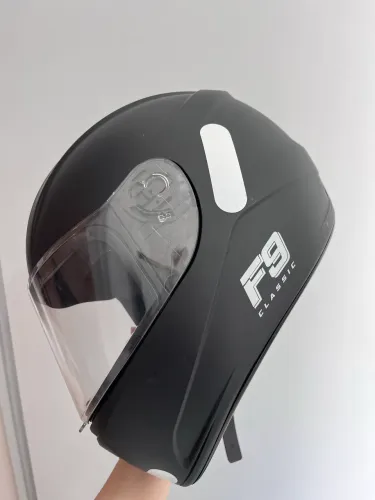 Capacete F9 fly