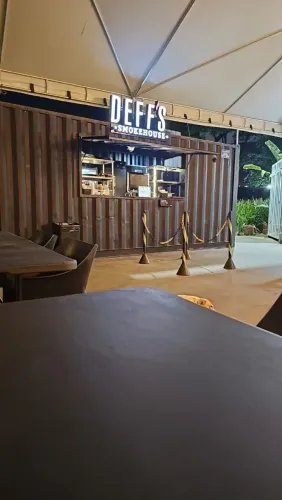 Contrata se Auxiliar de Cozinha para Sanduicheria