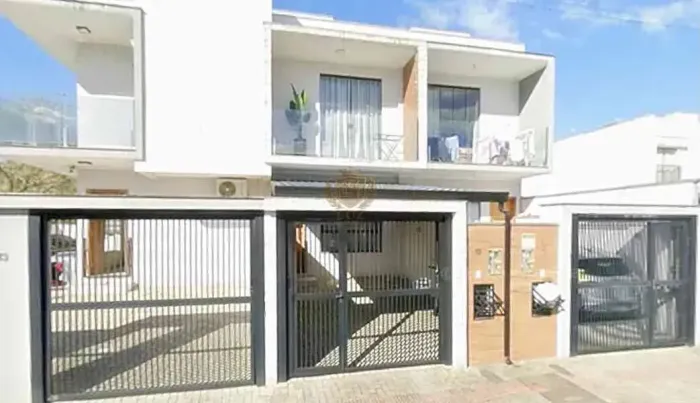 Sobrado para aluguel e venda tem 65 metros quadrados com 2 quartos em Rio Pequeno - Cambor