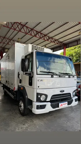 Ford Cargo 816 S Frigorífico 2014 - Baú Refrigerado - Ótimo Estado