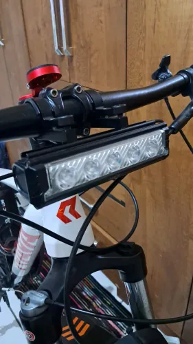 Lanterna Farol Bike 5 Led TG3 10.000mAh 20000 Lumen 5 Modos Super Potente