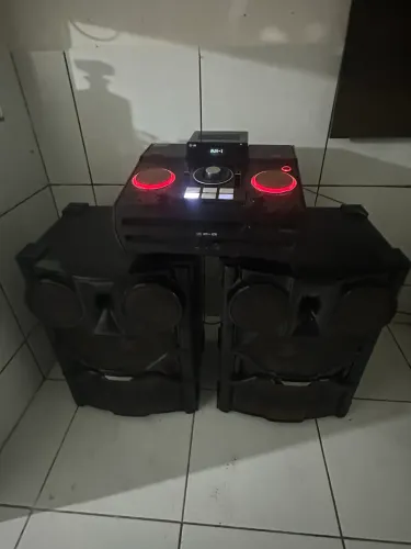 SOM LG XBOOM / TROCO EM FREEZER OU REFRIGERADOR