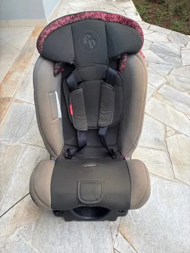 Cadeira para carros Fisher Price usada