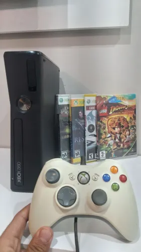 Xbox Super Slim + 124 Jogos ?