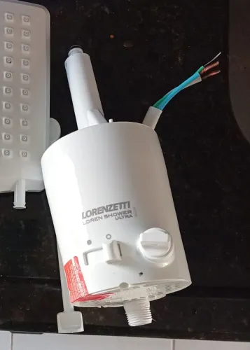 Chuveiro Lorenzetti Lorenshower Ultra com defeito