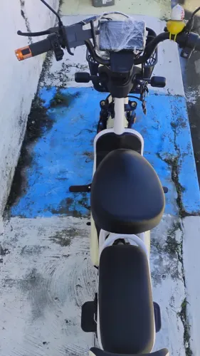 Bike elétrica 2 meses de uso garantia de 6 meses
