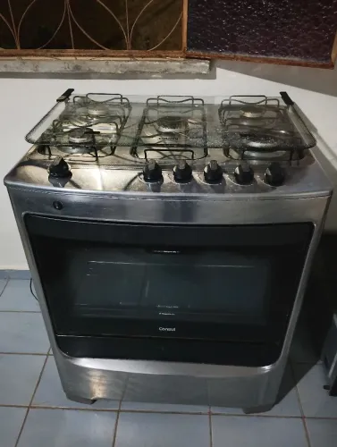 Fogão 5 bocas marca consul, forno e bocas funcionando