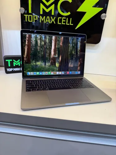 Macbook Pro 2019 i5 com Touch Bar