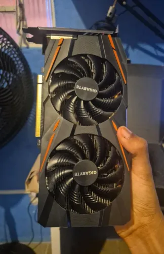 RX 580 4gb Gigabyte Gaming 2304sp