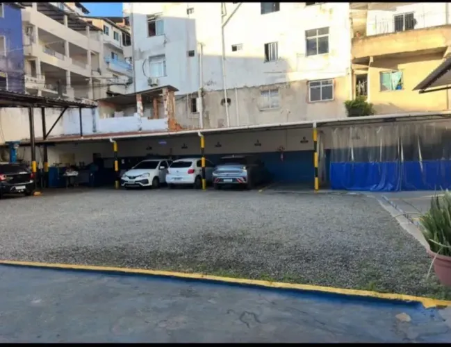 Excelente sede para empresas e galpões no Pernambués