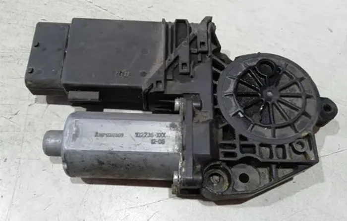 Motor Vidro Dianteiro Direito Audi A4 2007 102236-xxx