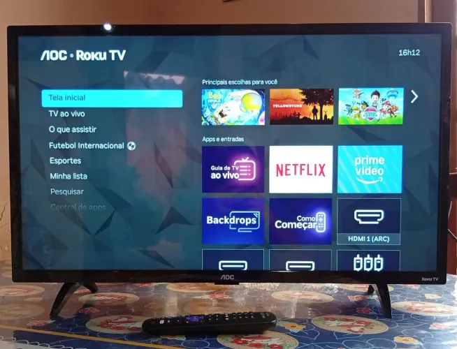 Smart TV 32" última geração Roku