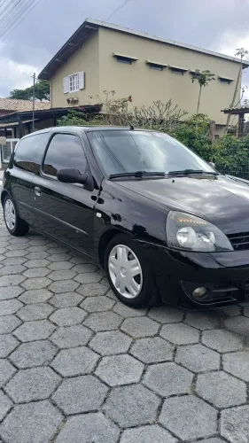 Renault Clio Campus Hi-flex 1.0 16V 5P 2011