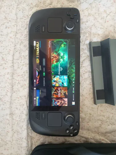 Steam deck 256gb + Dock + Case