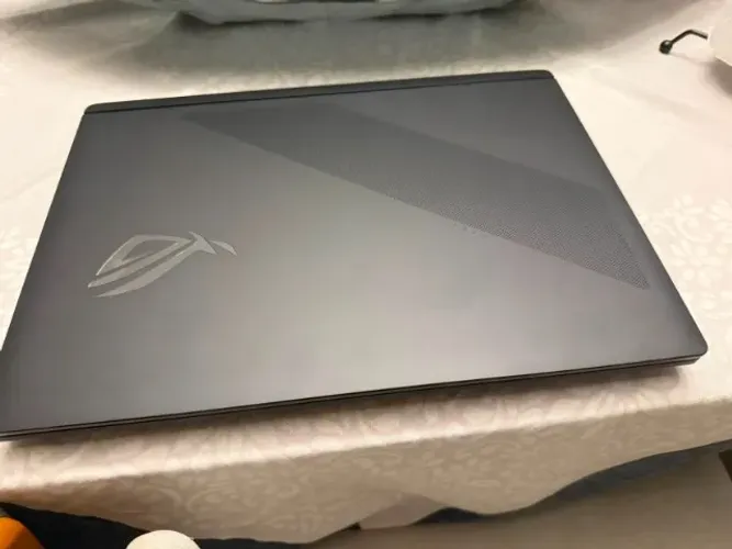 NB Asus Rog Strix Scar 18 G835L - Ultra 9/275hx - 32 gb - 2 TB SSD - RTX 5080 (16gb)