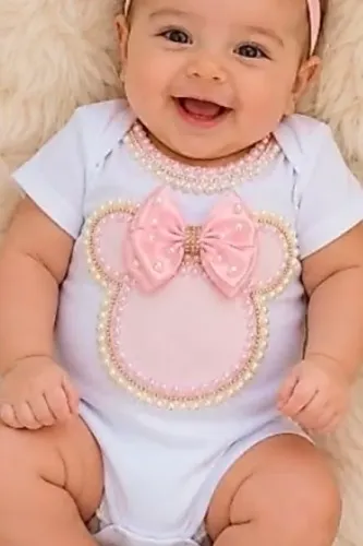 Faço por encomenda body bordado para bebe