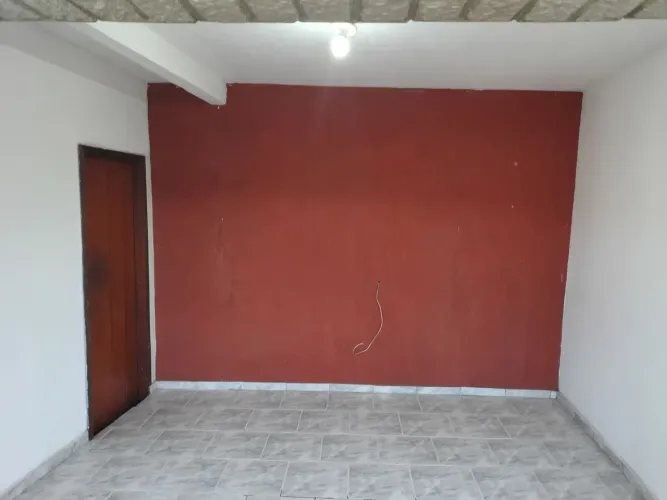 Alugo casa no centro de Nova Iguaçu próximo ao top shopping