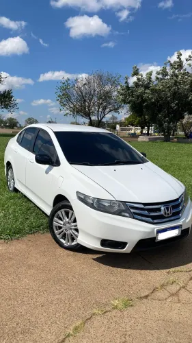 Honda City Sedan LX 1.5 Flex 16V 4P Aut. 2014