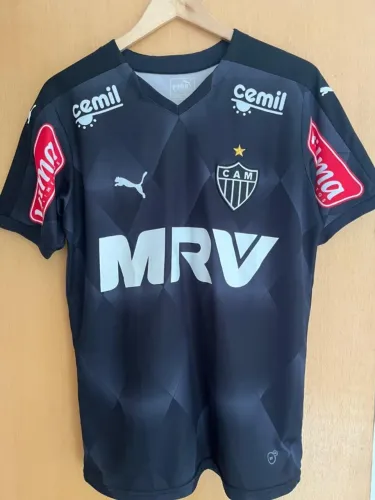 Camisa Atlético Mineiro - PRETA - PUMA - tamanho M - Ano 2015.