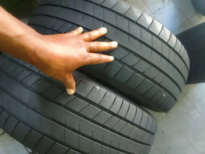 Pneu 235/55/18 Bridgestone