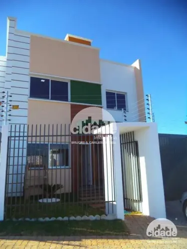 Sobrado para aluguel, 2 quartos, 1 suíte, 2 vagas, Floresta - Cascavel/Pr