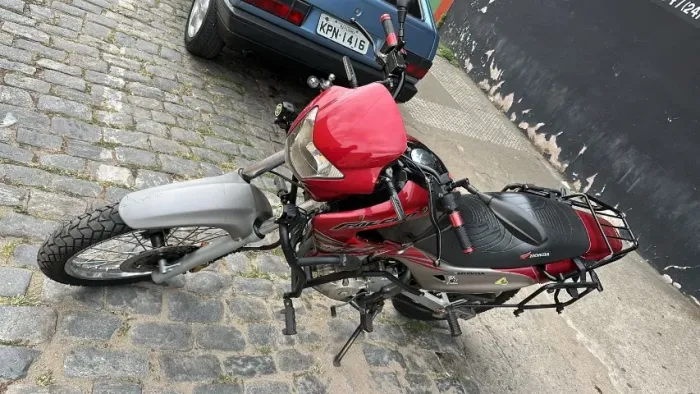 HONDA NX-4 FALCON 400cc ANO: 2008
