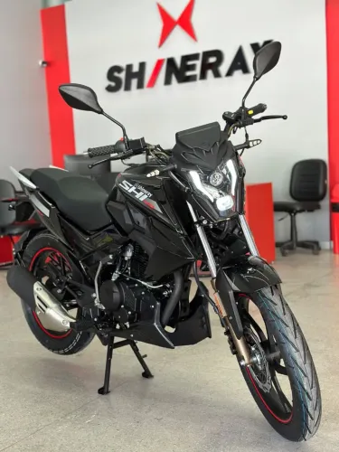 Vários modelos de motos Shineray