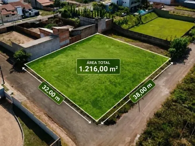 Terreno de Esquina com 1.216m²
