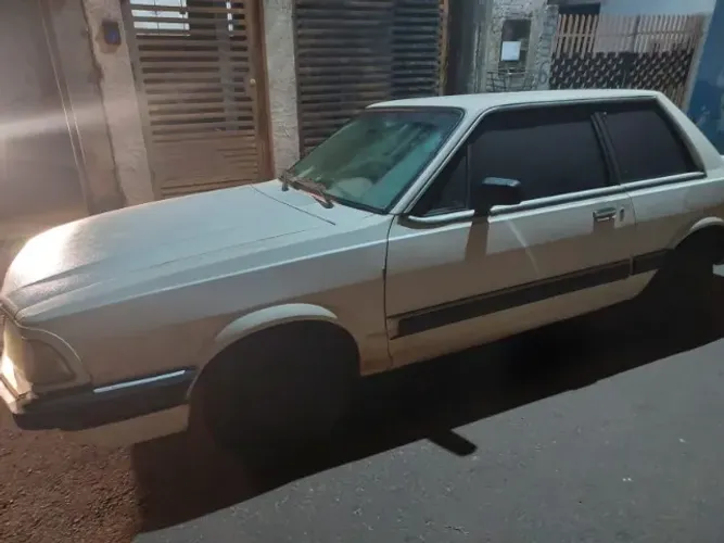 Ford Del Rey GLX 1.6/1.8 / GL 1.6/1.8 2P E 4P 1985