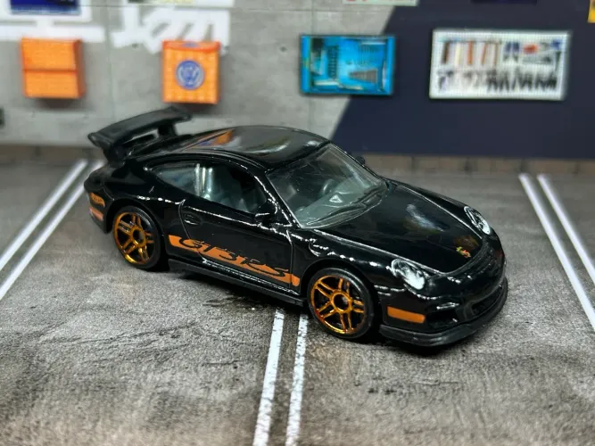 Hot Wheels Porsche 911 GT3 RS loose