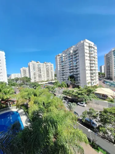 Apartamento para venda tem 75 metros quadrados com 3 quartos em Jacarepaguá - Rio de Janei