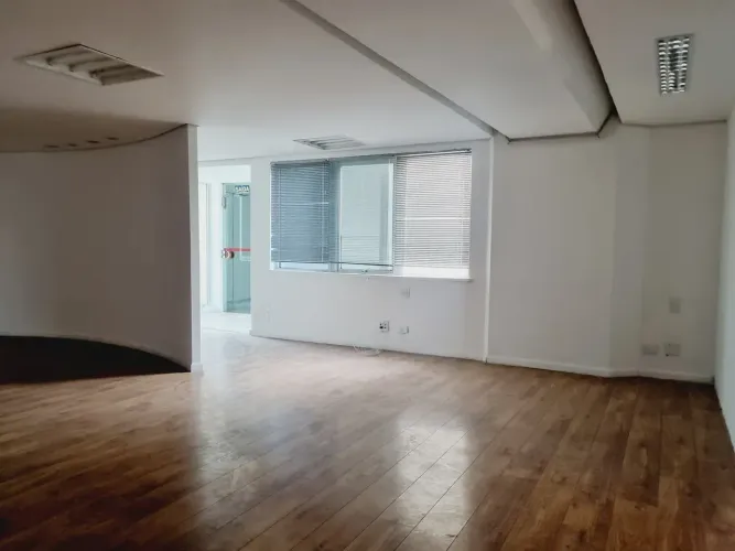 Ótima Sala Comercial na Berrini, Locação! Próximo ao Shopping Morumbi