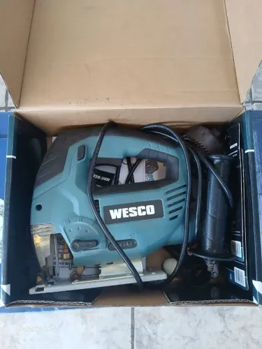 Vendo máquina de corte Tico - Tico na caixa
