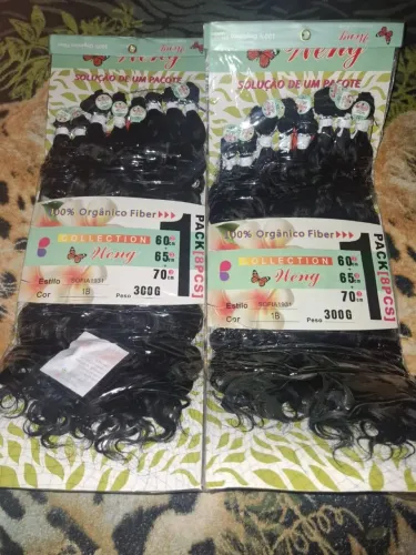Vendo 2 pacotes de Cabelo Sofia.