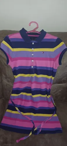 Lindo vestido listrado Tommy Hilfiger infantil