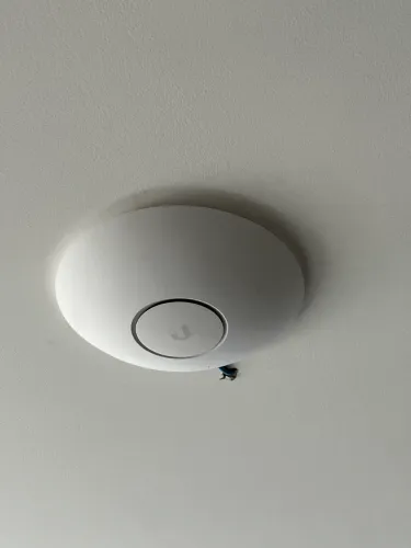 UniFi - Roteador de Alta Performance