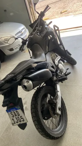 XRE 300