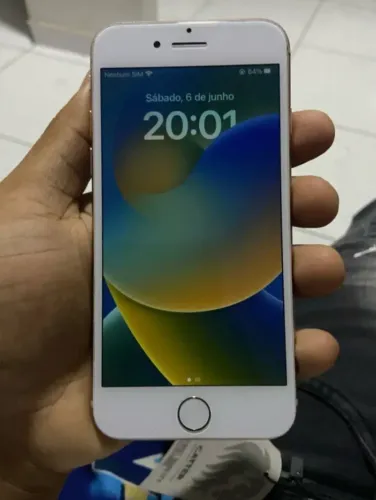 iPhone 8