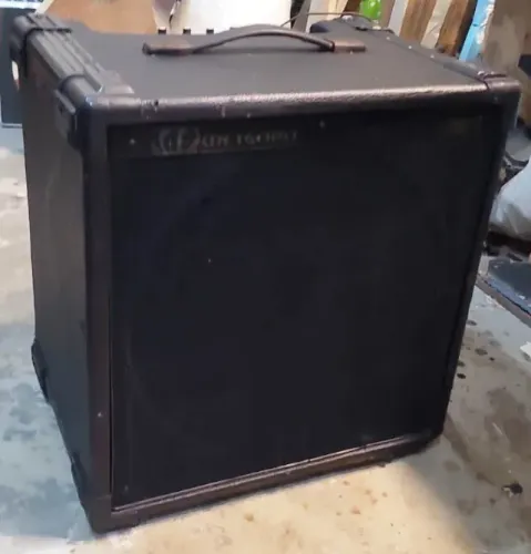 Amplificador Meteoro RX100 Special Line