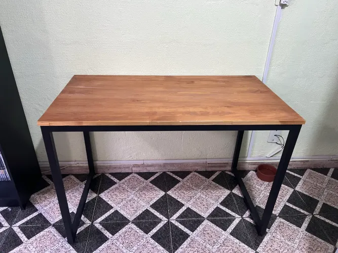 Mesa para escritório Madeira Maciça 110x60 Nogueira Impermeável