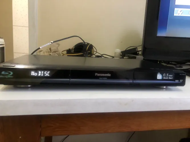 Blu Ray Panasonic Dmp bd85 com controle