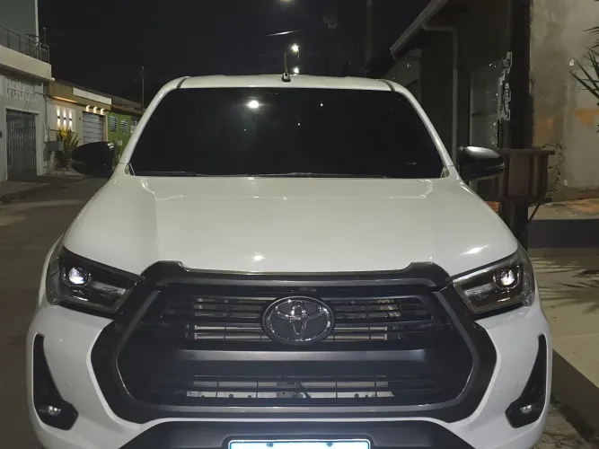 Toyota Hilux CD SR 4X4 2.8 TDI Diesel Aut. 2024
