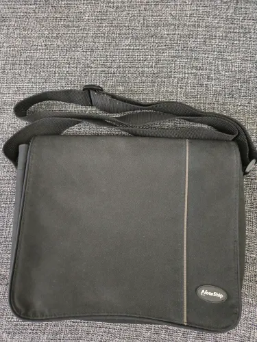 Bolsa tiracolo Noteship para Tablet ou Notebook 10 '