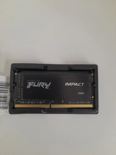 Memória RAM 8GB KINGSTON DDR4 3200mhz (Nova)