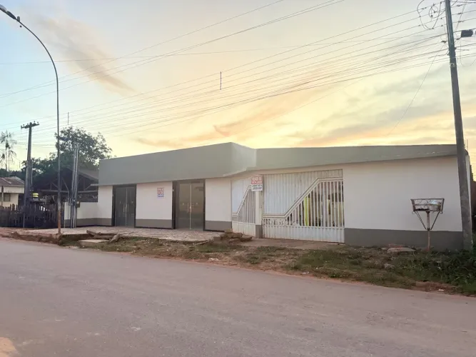 ? ALUGA-SE CASA - Epitaciolândia / Vila Militar