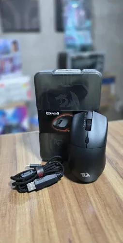Mouse Gamer Redragon Neva Pro, 26000 DPI, M815-PRO