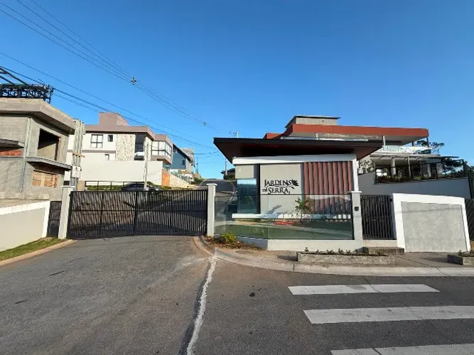 Condomínio Jardins da Serra Teresópolis - Lotes de 220 a 920m² Cercado de verde