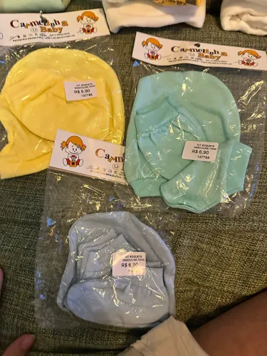 Kits de meias, toucas e luvas bebê RN ou P