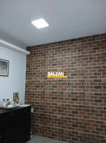 Sobrado com 3 dormitórios para alugar, 90 m² por R$ 2.200,00/mês - Estiva - Taubaté/SP