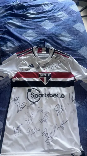 Camisa do São Paulo autografa